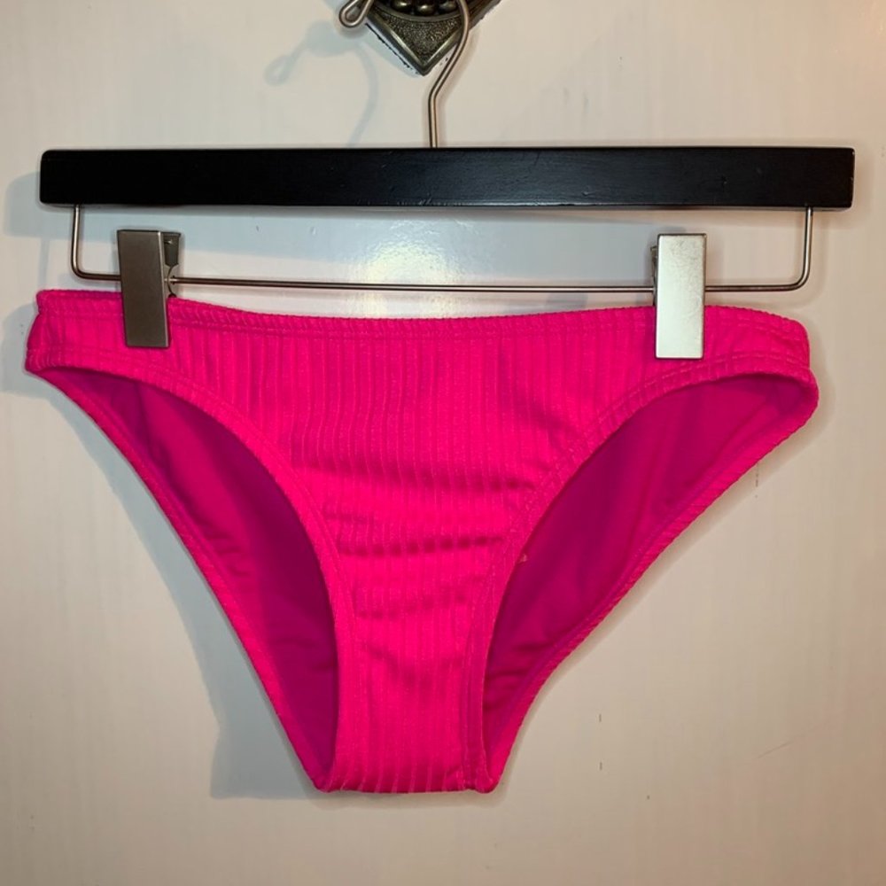 Ribbed Cheeky Pink Bikini Bottom / NEVER WORN -NWT